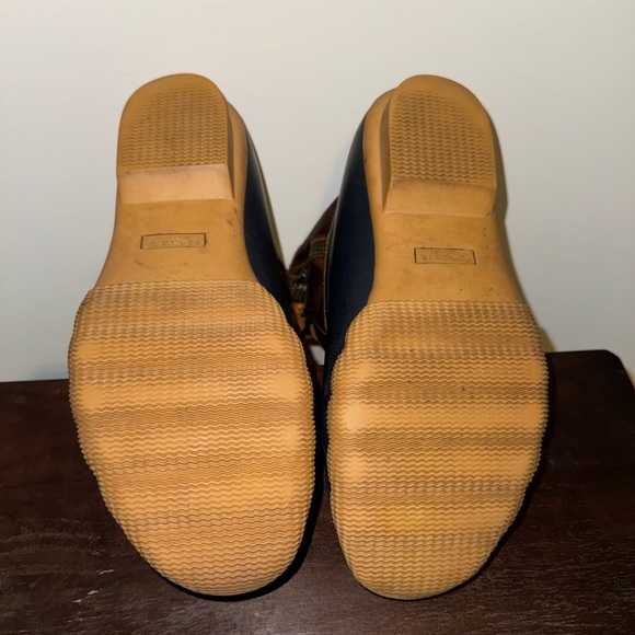 Women’s Sperry Duck Boots - Picture 6 of 8